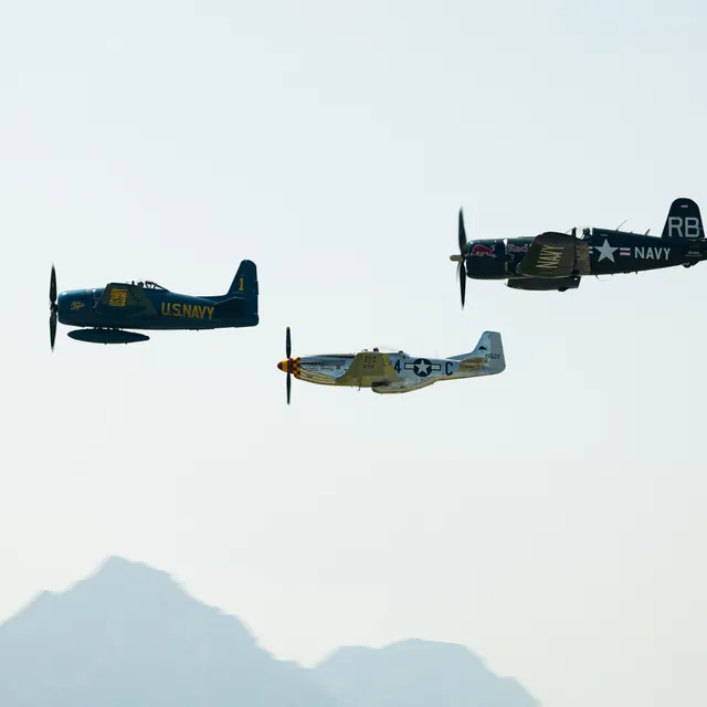 ZM_TFB_BEARCAT_ARRIVAL_120625-41_2.jpg