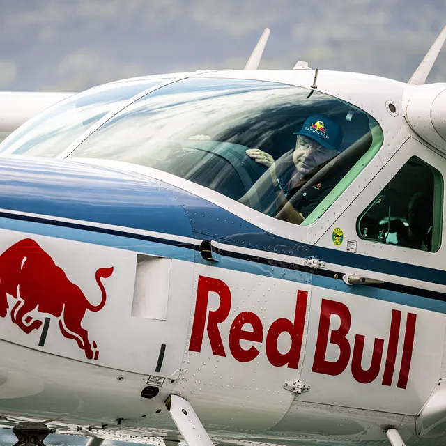35_cessna_208_amphibian_caravan_the_flying_bulls_photo_by_mirja_geh.jpg