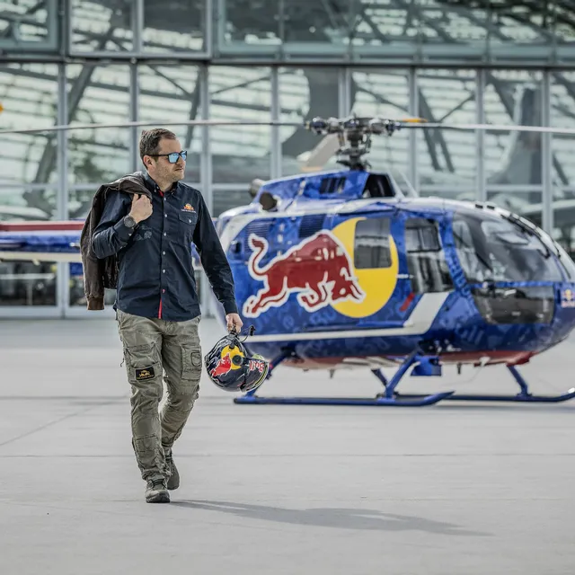 02_mirko_flaim_chefpilot-helikopter_the_flying_bulls_photo_by_mirja_geh_2024.jpg