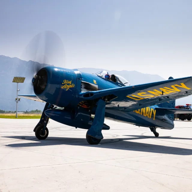 ZM_TFB_BEARCAT_ARRIVAL_120625-47_2.jpg